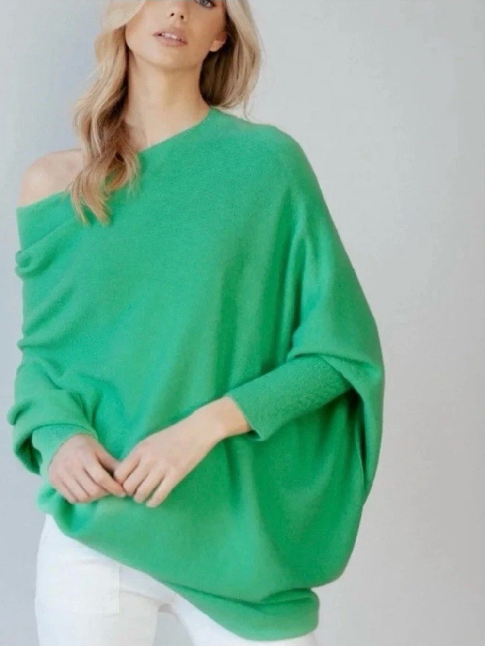 Jaki London Green Asymmetric Sweater Women’s One Size Made in Italy
